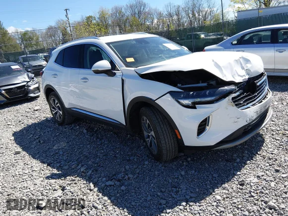 ✅ 2023 Buick Envision Essence • VIN: LRBFZNR43PD078034 • Lot: 44910534. Wystawiony na IAAI z przebiegiem 57 986 mil. Bezpłatny archiwum sprzedaży aukcyjnych z USA i szczegółowy raport historii pojazdu na DreamBid. Zdjęcie 1.