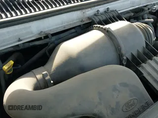 ✅ 2014 Ford Econoline Cargo Commercial • VIN: 1FTNS2EL9EDA77383 • Lot: 42289325. Wystawiony na IAAI z przebiegiem 202 645 mil. Bezpłatny archiwum sprzedaży aukcyjnych z USA i szczegółowy raport historii pojazdu na DreamBid. Zdjęcie 19.