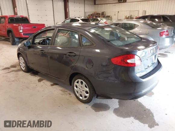 ✅ 2012 Ford Fiesta SE • VIN: 3FADP4BJ7CM150186 • Lot: 45442542. Wystawiony na IAAI z przebiegiem 206 165 mil. Bezpłatny archiwum sprzedaży aukcyjnych z USA i szczegółowy raport historii pojazdu na DreamBid. Zdjęcie 3.