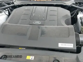 ✅ 2020 Land Rover Range Rover P525 HSE • VIN: SALGS2SE5LA401791 • Lot: 42387932. Wystawiony na IAAI z przebiegiem 34 098 mil. Bezpłatny archiwum sprzedaży aukcyjnych z USA i szczegółowy raport historii pojazdu na DreamBid. Zdjęcie 21.