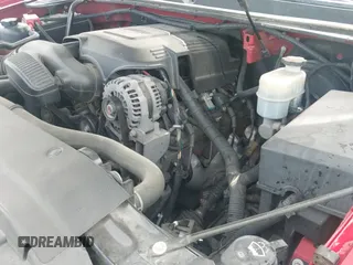 2013 Chevrolet Suburban LT z VIN 1GNSKJE77DR205791, wystawiony jako IAAI lot #43091004 z przebiegiem 184 633 mil mil oraz . Historia ofert i sprzedaży dostępna na DreamBid. Obrazek 20.