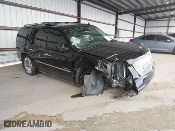 ✅ 2014 GMC Yukon Denali • VIN: 1GKS2EEF5ER215135 • Лот: 44986778. Опубликован ранее на IAAI с пробегом 139 150 миль. Бесплатный доступ к архиву аукционных продаж из США и подробный отчёт об истории автомобиля на DreamBid. Изображение 1.