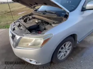 ✅ 2016 Nissan Pathfinder Platinum • VIN: 5N1AR2MN1GC668647 • Lot: 95447975. Listed on Copart with 216,070 mi. Free auction sales archive from the USA and detailed vehicle history report at DreamBid. Image 11.