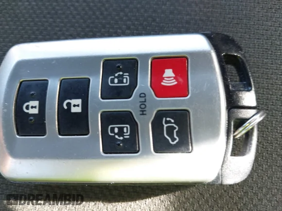 ✅ 2015 Toyota Sienna XLE • VIN: 5TDYK3DC1FS568217 • Лот: 43934828. Опубліковано раніше на IAAI з пробігом 142 427 миль. Безкоштовний доступ до архіву аукціонних продажів зі США та докладний звіт про історію автомобіля на DreamBid. Зображення 11.