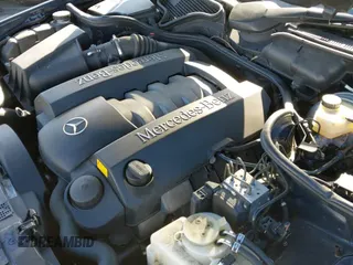 ✅ 2001 Mercedes-Benz E 320 • VIN: WDBJF70J91X060418 • Lot: 41750076. Listed on IAAI with 90,015 mi. Free auction sales archive from the USA and detailed vehicle history report at DreamBid. Image 19.