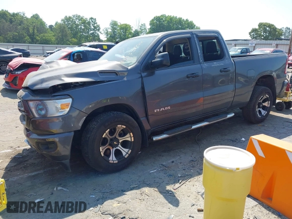 ✅ 2020 Ram 1500 Tradesman • VIN: 1C6RRECT4LN152734 • Lot: 44933804. Wystawiony na IAAI z przebiegiem 82 168 mil. Bezpłatny archiwum sprzedaży aukcyjnych z USA i szczegółowy raport historii pojazdu na DreamBid. Zdjęcie 2.