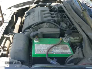 ✅ 2009 Lincoln MKS • VIN: 1LNHM93R39G623148 • Lot: 42887313. Listed on IAAI with 175,054 mi. Free auction sales archive from the USA and detailed vehicle history report at DreamBid. Image 21.