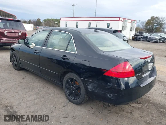 ✅ 2006 Honda Accord EX-L • VIN: 1HGCM56866A124726 • Lot: 44154766. Wystawiony na IAAI z przebiegiem 173 750 mil. Bezpłatny archiwum sprzedaży aukcyjnych z USA i szczegółowy raport historii pojazdu na DreamBid. Zdjęcie 3.