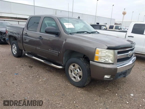 ✅ 2008 Chevrolet Silverado 1500 1LT • VIN: 2GCEC13J181166664 • Lot: 44214064. Wystawiony na IAAI z przebiegiem 174 635 mil. Bezpłatny archiwum sprzedaży aukcyjnych z USA i szczegółowy raport historii pojazdu na DreamBid. Zdjęcie 1.