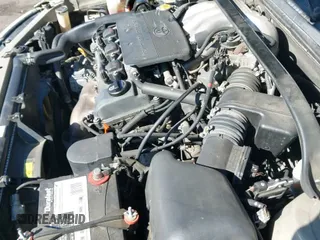 ✅ 2002 Toyota Solara SE • VIN: 2T1CF22P32C594903 • Lot: 43688039. Wystawiony na IAAI z przebiegiem 300 103 mil. Bezpłatny archiwum sprzedaży aukcyjnych z USA i szczegółowy raport historii pojazdu na DreamBid. Zdjęcie 19.