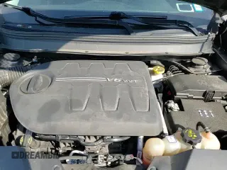 ✅ 2019 Jeep Cherokee Latitude Plus • VIN: 1C4PJMLX2KD317267 • Lot: 80361655. Wystawiony na Copart z przebiegiem 93 379 mil. Bezpłatny archiwum sprzedaży aukcyjnych z USA i szczegółowy raport historii pojazdu na DreamBid. Zdjęcie 14.