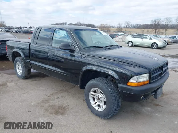 ✅ 2002 Dodge Dakota Sport • VIN: 1B7HG38X22S602908 • Lot: 41673539. Wystawiony na IAAI z przebiegiem 111 207 mil. Bezpłatny archiwum sprzedaży aukcyjnych z USA i szczegółowy raport historii pojazdu na DreamBid. Zdjęcie 1.