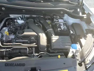 ✅ 2025 Volkswagen Taos SE Black • VIN: 3VV2C7B23SM049475 • Lot: 81838365. Wystawiony na Copart z przebiegiem 3 533 mil. Bezpłatny archiwum sprzedaży aukcyjnych z USA i szczegółowy raport historii pojazdu na DreamBid. Zdjęcie 16.