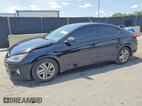 ✅ 2019 Hyundai Elantra SEL • VIN: 5NPD84LF0KH424804 • Лот: 51856846. Опубликован ранее на Copart с пробегом 69 067 миль. Бесплатный доступ к архиву аукционных продаж из США и подробный отчёт об истории автомобиля на DreamBid. Изображение 1.