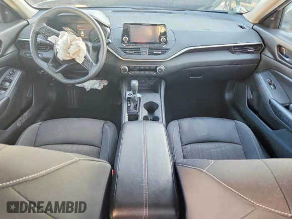 ✅ 2024 Nissan Altima S • VIN: 1N4BL4BV5RN337415 • Lot: 75424155. Wystawiony na Copart z przebiegiem 48 557 mil. Bezpłatny archiwum sprzedaży aukcyjnych z USA i szczegółowy raport historii pojazdu na DreamBid. Zdjęcie 8.