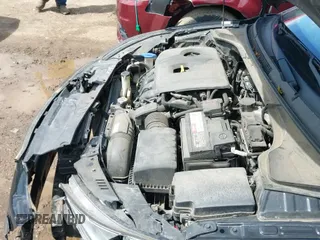 2019 Hyundai Veloster Premium z VIN KMHTG6AF1KU003446, wystawiony jako IAAI lot #42551823 z przebiegiem 93 296 mil mil oraz . Historia ofert i sprzedaży dostępna na DreamBid. Obrazek 19.