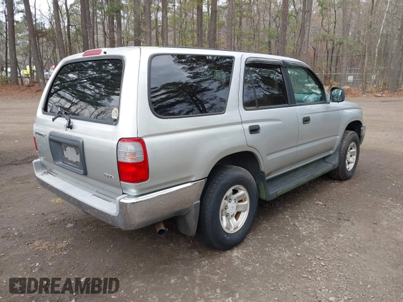 ✅ 2000 Toyota 4Runner • VIN: JT3GM84R5Y0068997 • Lot: 44353239. Wystawiony na IAAI z przebiegiem 296 832 mil. Bezpłatny archiwum sprzedaży aukcyjnych z USA i szczegółowy raport historii pojazdu na DreamBid. Zdjęcie 4.