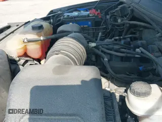 ✅ 2018 Ford F-150 XL • VIN: 1FTFX1E58JFD92806 • Lot: 42424589. Wystawiony na IAAI z przebiegiem 144 476 mil. Bezpłatny archiwum sprzedaży aukcyjnych z USA i szczegółowy raport historii pojazdu na DreamBid. Zdjęcie 19.