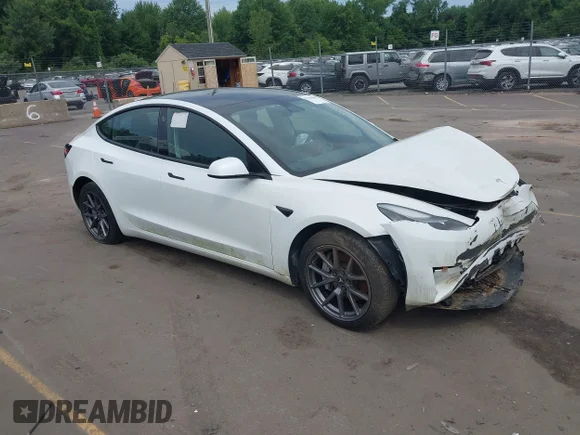 ✅ 2021 Tesla Model 3 Standard Range Plus • VIN: 5YJ3E1EA0MF029222 • Lot: 45664682. Wystawiony na IAAI z przebiegiem Nie podano. Bezpłatny archiwum sprzedaży aukcyjnych z USA i szczegółowy raport historii pojazdu na DreamBid. Zdjęcie 1.