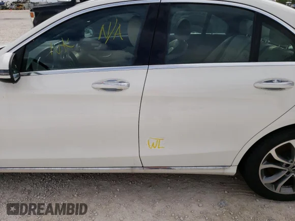 ✅ 2018 Mercedes-Benz C 300 • VIN: WDDWF4KB8JR374650 • Lot: 73531232. Listed on Copart with Not provided. Free auction sales archive from the USA and detailed vehicle history report at DreamBid. Image 12.