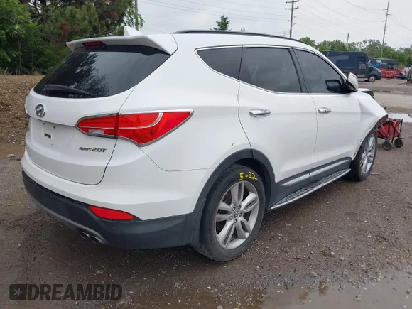✅ 2014 Hyundai Santa Fe • VIN: 5XYZW3LA5EG229657 • Lot: 42331245. Wystawiony na IAAI z przebiegiem 134 200 mil. Bezpłatny archiwum sprzedaży aukcyjnych z USA i szczegółowy raport historii pojazdu na DreamBid. Zdjęcie 4.