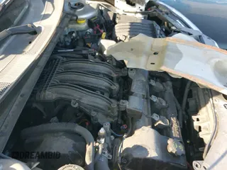 ✅ 2010 Chrysler Sebring Touring • VIN: 1C3BC5ED1AN153455 • Lot: 42731920. Listed on IAAI with 98,437 mi. Free auction sales archive from the USA and detailed vehicle history report at DreamBid. Image 21.