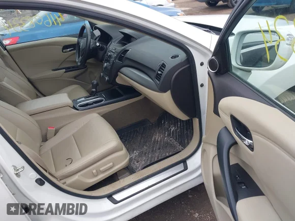 ✅ 2017 Acura RDX • VIN: 5J8TB4H32HL018332 • Lot: 41608334. Wystawiony na IAAI z przebiegiem 94 439 mil. Bezpłatny archiwum sprzedaży aukcyjnych z USA i szczegółowy raport historii pojazdu na DreamBid. Zdjęcie 5.