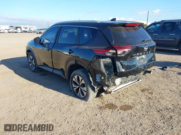 ✅ 2023 Nissan Rogue SV • VIN: 5N1BT3BA3PC781396 • Lot: 45088478. Wystawiony na IAAI z przebiegiem 33 792 mil. Bezpłatny archiwum sprzedaży aukcyjnych z USA i szczegółowy raport historii pojazdu na DreamBid. Zdjęcie 3.