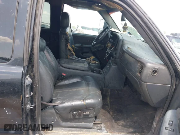 ✅ 2002 Chevrolet Silverado 1500 LS • VIN: 1GCEK19TX2E256476 • Lot: 42541126. Wystawiony na IAAI z przebiegiem 356 004 mil. Bezpłatny archiwum sprzedaży aukcyjnych z USA i szczegółowy raport historii pojazdu na DreamBid. Zdjęcie 5.