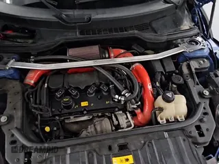 ✅ 2014 MINI Countryman S • VIN: WMWZC3C55EWP29457 • Lot: 81143405. Wystawiony na Copart z przebiegiem 45 873 mil. Bezpłatny archiwum sprzedaży aukcyjnych z USA i szczegółowy raport historii pojazdu na DreamBid. Zdjęcie 14.