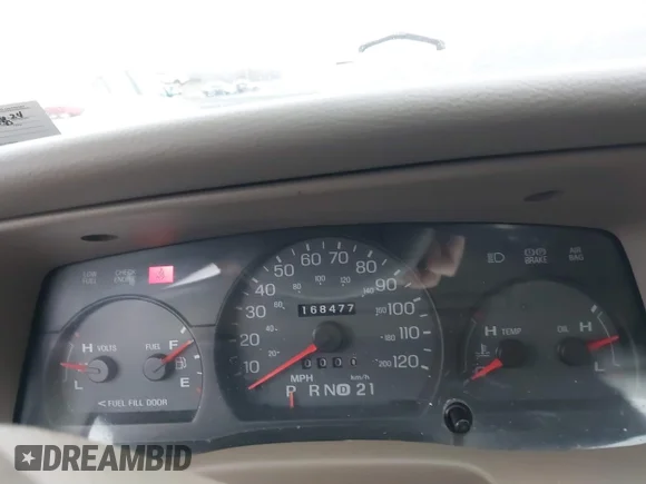 ✅ 2005 Mercury Grand Marquis GS • VIN: 2MEFM74W35X614537 • Lot: 41091488. Wystawiony na IAAI z przebiegiem 168 477 mil. Bezpłatny archiwum sprzedaży aukcyjnych z USA i szczegółowy raport historii pojazdu na DreamBid. Zdjęcie 7.