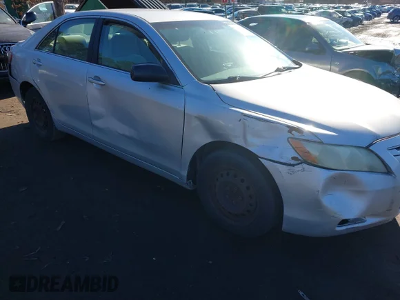 ✅ 2007 Toyota Camry LE • VIN: 4T1BE46K07U048705 • Lot: 44114703. Wystawiony na IAAI z przebiegiem 95 874 mil. Bezpłatny archiwum sprzedaży aukcyjnych z USA i szczegółowy raport historii pojazdu na DreamBid. Zdjęcie 6.
