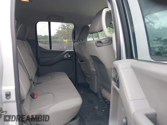 ✅ 2011 Nissan Frontier SL • VIN: 1N6AD0EV8BC433271 • Lot: 43074380. Wystawiony na IAAI z przebiegiem 197 181 mil. Bezpłatny archiwum sprzedaży aukcyjnych z USA i szczegółowy raport historii pojazdu na DreamBid. Zdjęcie 8.