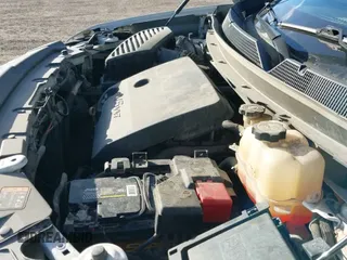 ✅ 2019 Chevrolet Traverse LT Cloth • VIN: 1GNERGKW1KJ137975 • Lot: 43710356. Wystawiony na IAAI z przebiegiem 168 596 mil. Bezpłatny archiwum sprzedaży aukcyjnych z USA i szczegółowy raport historii pojazdu na DreamBid. Zdjęcie 19.