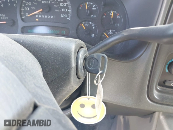 ✅ 2006 Chevrolet Silverado 1500 LT2 • VIN: 1GCEC19T76Z117756 • Lot: 44911155. Wystawiony na IAAI z przebiegiem 200 387 mil. Bezpłatny archiwum sprzedaży aukcyjnych z USA i szczegółowy raport historii pojazdu na DreamBid. Zdjęcie 11.