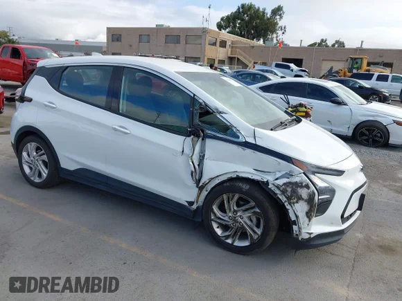 ✅ 2022 Chevrolet Bolt EV 1LT • VIN: 1G1FW6S07N4124025 • Lot: 43189697. Listed on IAAI with 87,209 mi. Free auction sales archive from the USA and detailed vehicle history report at DreamBid. Image 1.