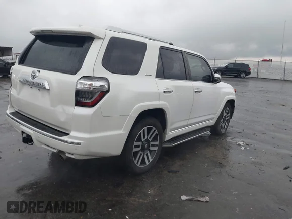 ✅ 2019 Toyota 4Runner Limited • VIN: JTEZU5JR6K5197408 • Lot: 44100027. Wystawiony na IAAI z przebiegiem 181 046 mil. Bezpłatny archiwum sprzedaży aukcyjnych z USA i szczegółowy raport historii pojazdu na DreamBid. Zdjęcie 4.