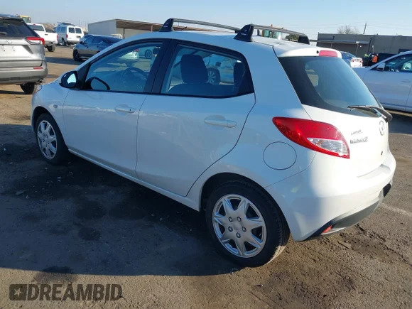 ✅ 2014 Mazda 2 Sport • VIN: JM1DE1KZ3E0186094 • Лот: 41285173. Опубликован ранее на IAAI с пробегом 70 581 миль. Бесплатный доступ к архиву аукционных продаж из США и подробный отчёт об истории автомобиля на DreamBid. Изображение 3.