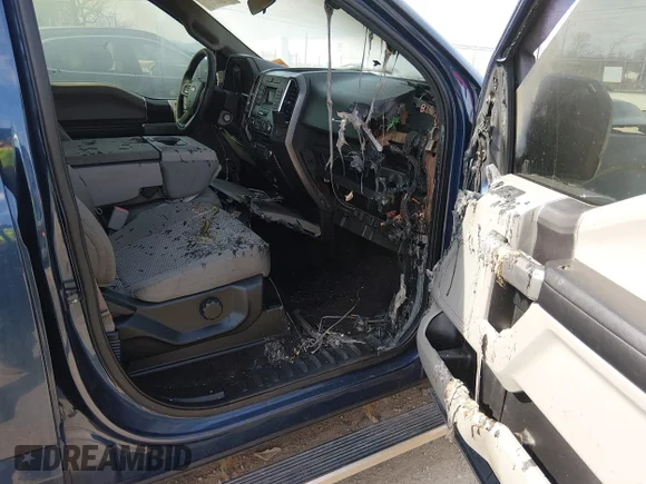 ✅ 2016 Ford F-150 Lariat • VIN: 1FTEW1CPXGFD59270 • Лот: 44520809. Опубліковано раніше на IAAI з пробігом 94 186 миль. Безкоштовний доступ до архіву аукціонних продажів зі США та докладний звіт про історію автомобіля на DreamBid. Зображення 5.