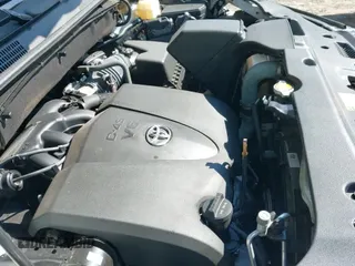 ✅ 2017 Toyota Highlander XLE • VIN: 5TDKZRFHXHS518383 • Lot: 43180872. Listed on IAAI with 46,961 mi. Free auction sales archive from the USA and detailed vehicle history report at DreamBid. Image 19.