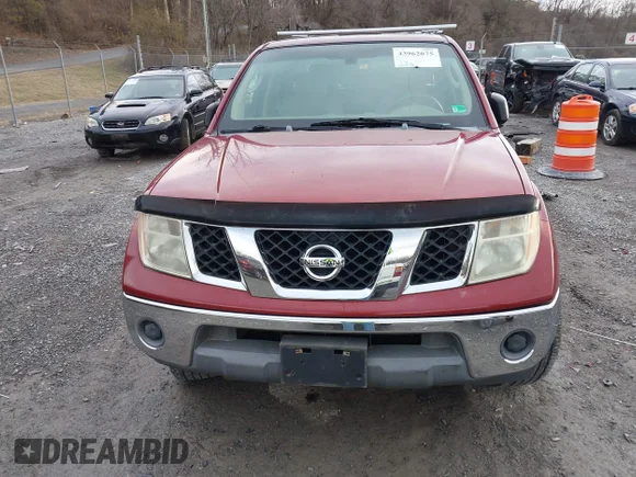✅ 2006 Nissan Frontier SE • VIN: 1N6AD07W56C405357 • Lot: 43962075. Wystawiony na IAAI z przebiegiem 215 376 mil. Bezpłatny archiwum sprzedaży aukcyjnych z USA i szczegółowy raport historii pojazdu na DreamBid. Zdjęcie 6.