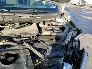 ✅ 2017 Nissan Rogue S • VIN: JN8AT2MV5HW024675 • Lot: 86489595. Wystawiony na Copart z przebiegiem 118 734 mil. Bezpłatny archiwum sprzedaży aukcyjnych z USA i szczegółowy raport historii pojazdu na DreamBid. Zdjęcie 13.