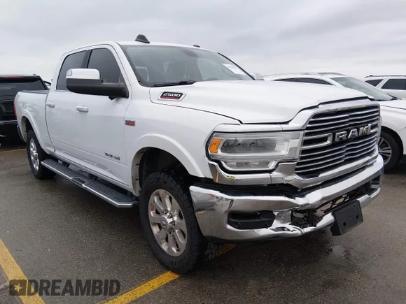 ✅ 2020 Ram 2500 Laramie • VIN: 3C6UR5FJ0LG259082 • Лот: 45033555. Опубліковано раніше на IAAI з пробігом 68 959 миль. Безкоштовний доступ до архіву аукціонних продажів зі США та докладний звіт про історію автомобіля на DreamBid. Зображення 1.