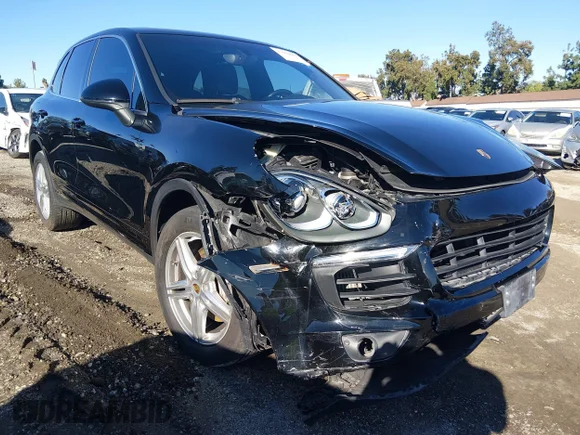 ✅ 2017 Porsche Cayenne S • VIN: WP1AB2A20HLA50559 • Лот: 43991051. Опубліковано раніше на IAAI з пробігом 63 216 миль. Безкоштовний доступ до архіву аукціонних продажів зі США та докладний звіт про історію автомобіля на DreamBid. Зображення 1.