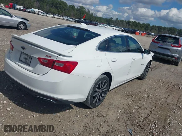 ✅ 2021 Chevrolet Malibu RS • VIN: 1G1ZG5ST3MF019077 • Lot: 44527410. Wystawiony na IAAI z przebiegiem 114 179 mil. Bezpłatny archiwum sprzedaży aukcyjnych z USA i szczegółowy raport historii pojazdu na DreamBid. Zdjęcie 4.