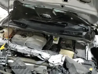 ✅ 2017 Ford Escape SE • VIN: 1FMCU9GD0HUE28505 • Lot: 93094845. Wystawiony na Copart z przebiegiem 103 387 mil. Bezpłatny archiwum sprzedaży aukcyjnych z USA i szczegółowy raport historii pojazdu na DreamBid. Zdjęcie 15.