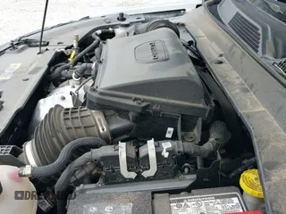 ✅ 2023 Jeep Compass (RED) Edition • VIN: 3C4NJDCN3PT565647 • Lot: 42461874. Wystawiony na IAAI z przebiegiem 42 830 mil. Bezpłatny archiwum sprzedaży aukcyjnych z USA i szczegółowy raport historii pojazdu na DreamBid. Zdjęcie 19.