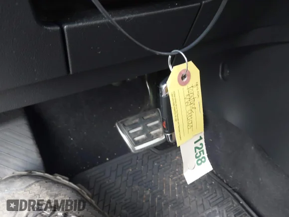✅ 2021 Volkswagen Atlas SE • VIN: 1V2RR2CA7MC527940 • Lot: 42588518. Wystawiony na IAAI z przebiegiem 41 572 mil. Bezpłatny archiwum sprzedaży aukcyjnych z USA i szczegółowy raport historii pojazdu na DreamBid. Zdjęcie 11.