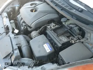 ✅ 2013 Hyundai Elantra Limited • VIN: KMHDH4AEXDU490937 • Лот: 42723498. Опубликован ранее на IAAI с пробегом 189 371 миль. Бесплатный доступ к архиву аукционных продаж из США и подробный отчёт об истории автомобиля на DreamBid. Изображение 12.