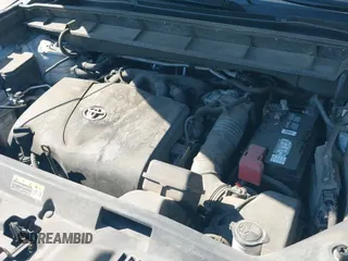 ✅ 2020 Toyota Highlander XLE • VIN: 5TDGZRAH8LS501345 • Lot: 43386112. Wystawiony na IAAI z przebiegiem 94 928 mil. Bezpłatny archiwum sprzedaży aukcyjnych z USA i szczegółowy raport historii pojazdu na DreamBid. Zdjęcie 18.